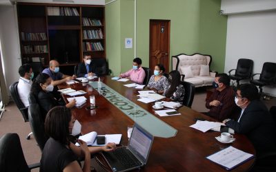 Técnicos de DIDAC se reúnen con comunitarios de El Diamante Quiché
