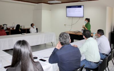 Se reúnen con representantes de la asociación campesina Los Jocotales