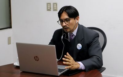 DIDEH realiza conferencia dirigida a estudiantes de la USAC