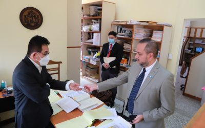 Juez Miguel Gálvez recibe visita del Subdirector Ejecutivo Encargado del Despacho de la COPADEH