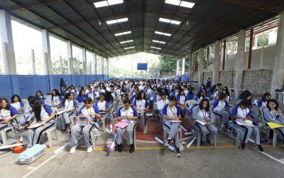 Estudiantes de Cobán, Alta Verapaz, fueron capacitados por profesionales de la COPADEH en una jornada de formación del «Festival por la Paz»